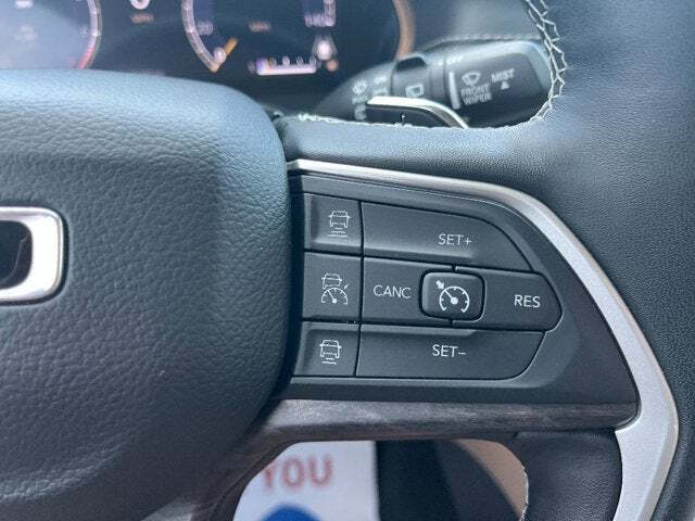 2022 Jeep Grand Cherokee 57