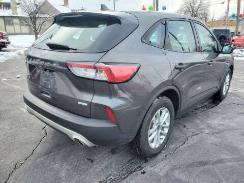 2020 Ford Escape S