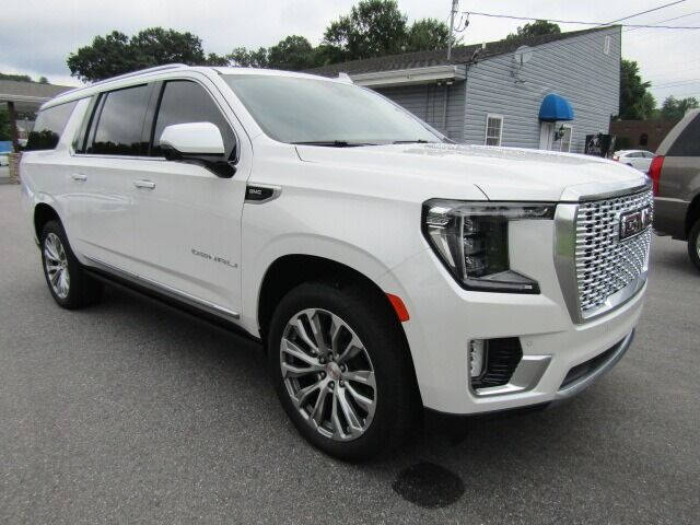 2021 GMC Yukon XL for sale at Specialty Car Company in North Wilkesboro NC