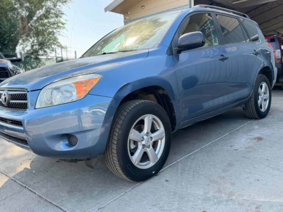 2007 Toyota RAV4 for sale at Carlos Auto Sales LLC in Englewood, CO