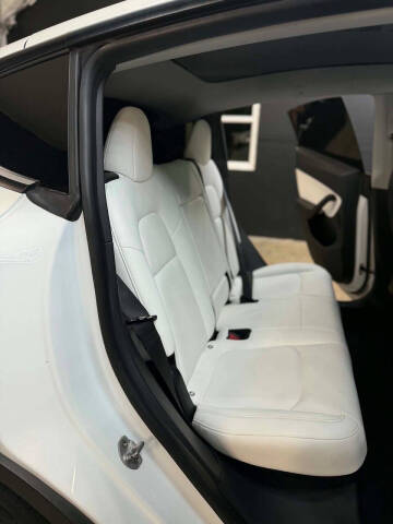 2020 Tesla Model Y Performance