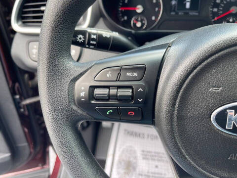 2017 Kia Sorento LX
