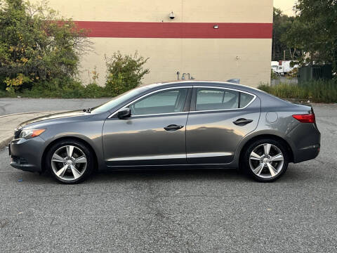 2013 Acura ILX 2.0L w/Tech