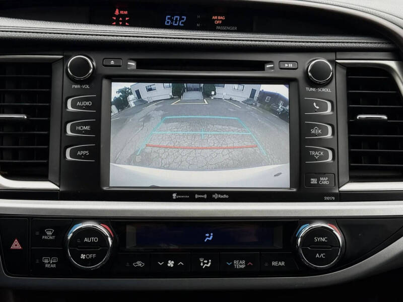 2017 Toyota Highlander