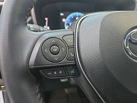 2023 Toyota Corolla Cross XLE
