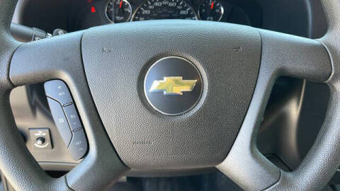 2025 Chevrolet Express 2500