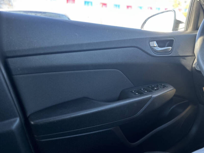 2018 Hyundai Accent SE