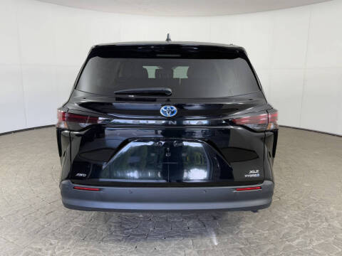 2023 Toyota Sienna XLE 7-Passenger