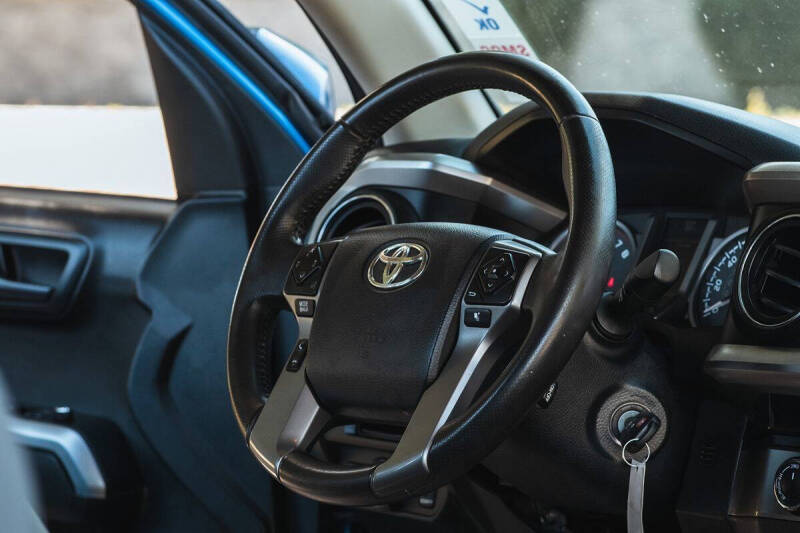 2017 Toyota Tacoma SR5 V6