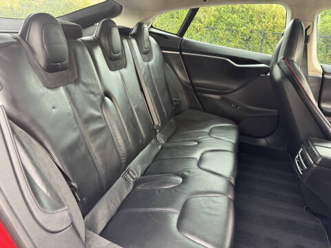 2013 Tesla Model S Performance