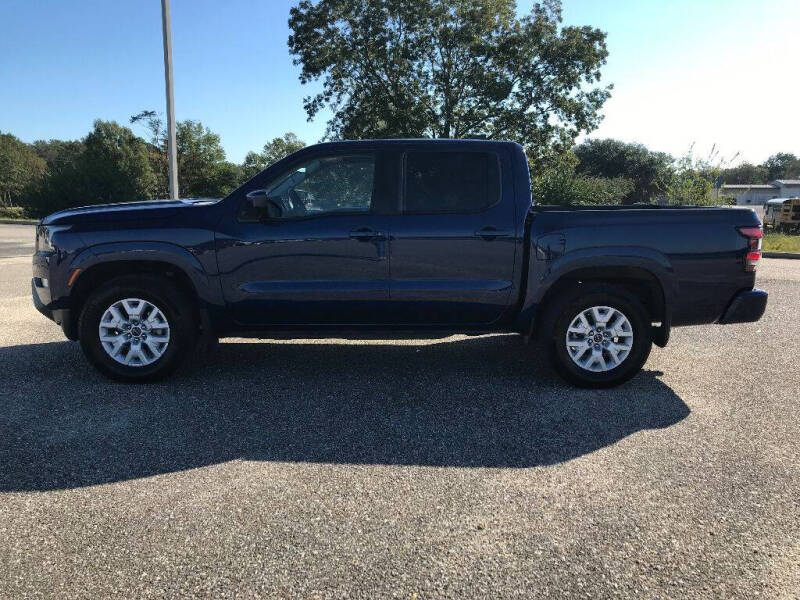 2023 Nissan Frontier SV