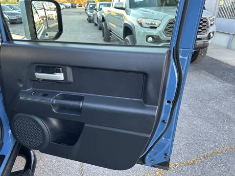 2012 Toyota FJ Cruiser