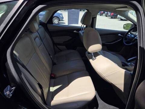 2012 Ford Focus SEL