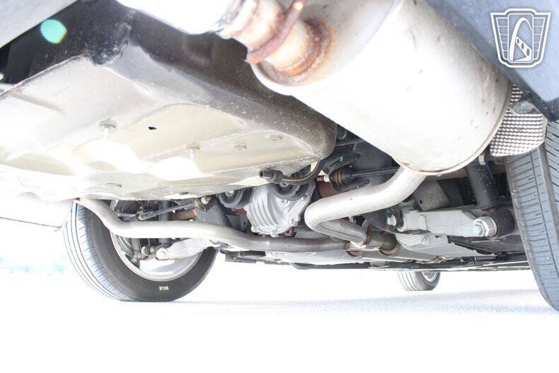 2005 Ford Thunderbird Deluxe