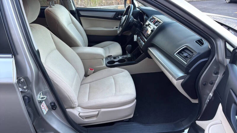 2017 Subaru Outback 2.5i Premium