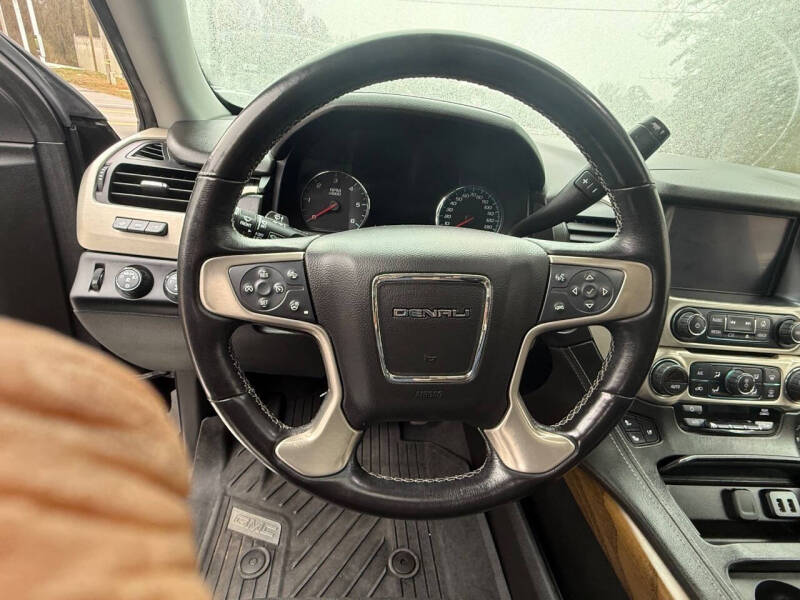 2020 GMC Yukon XL Denali