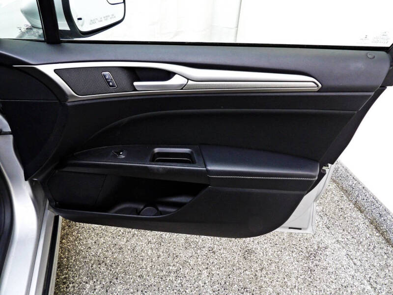 2018 Ford Fusion Hybrid SE