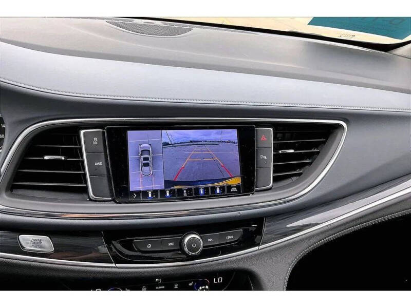 2021 Buick Enclave Essence