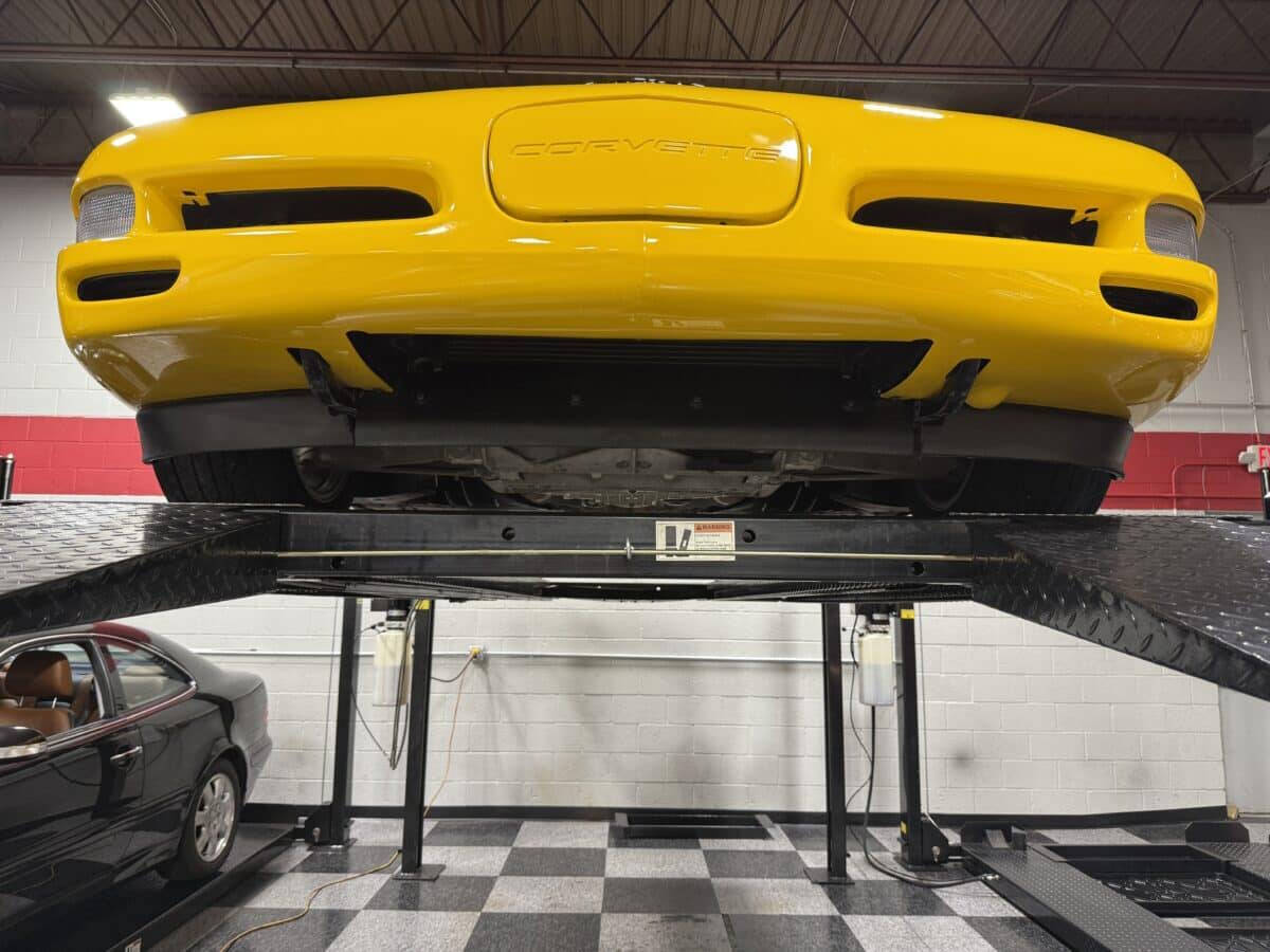 2004 Chevrolet Corvette 107