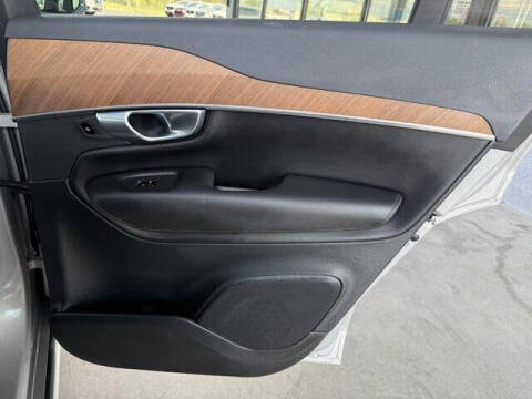 2024 Volvo XC90 B6 Plus Bright Theme 7P