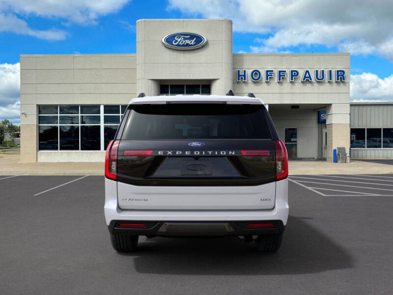 2027 Ford Expedition MAX Platinum