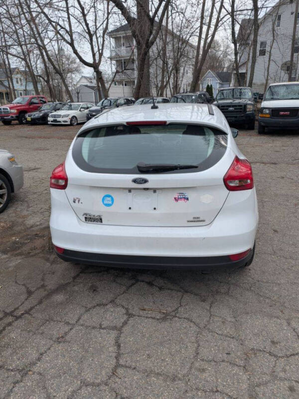 2015 Ford Focus SE
