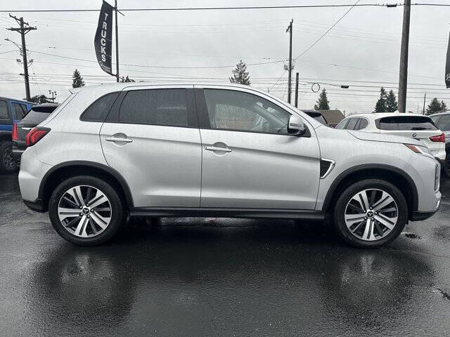 2024 Mitsubishi Outlander Sport SE