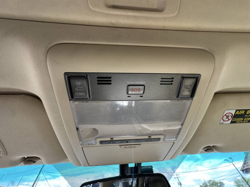 2013 Lexus LX 570