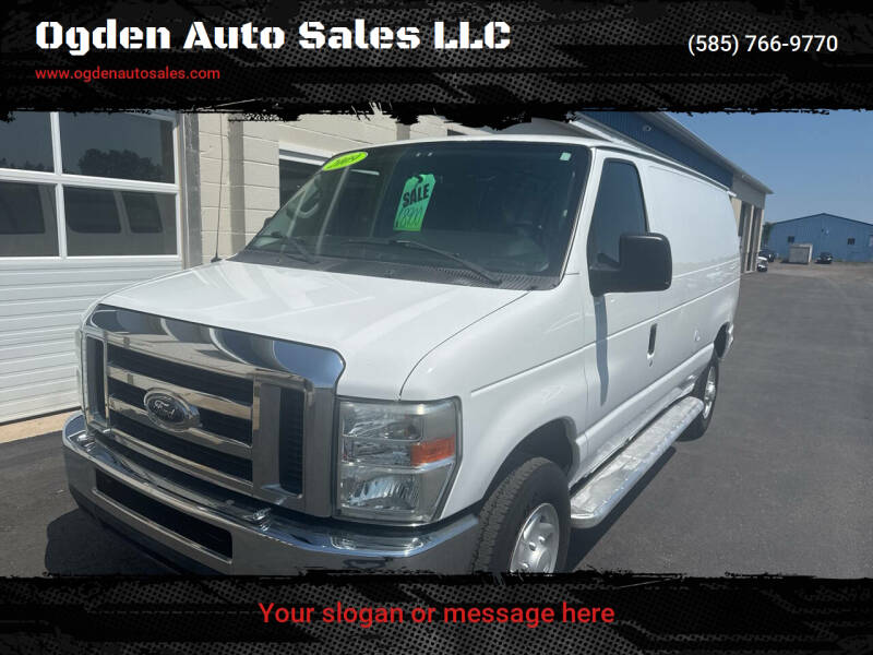 2009 Ford E-Series Econoline Van Commercial's photo