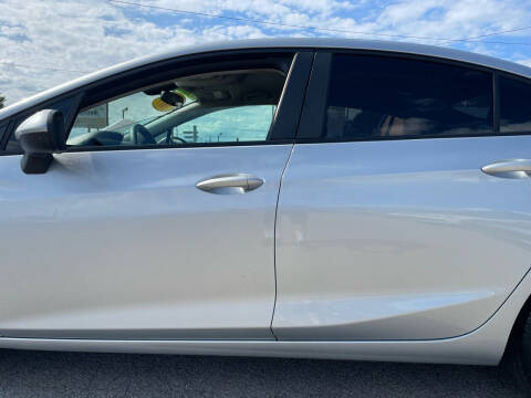 2017 Chevrolet Cruze LS Auto