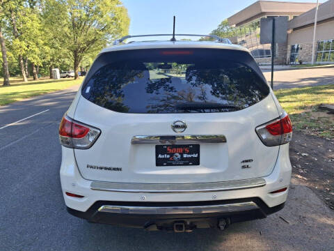 2014 Nissan Pathfinder SL