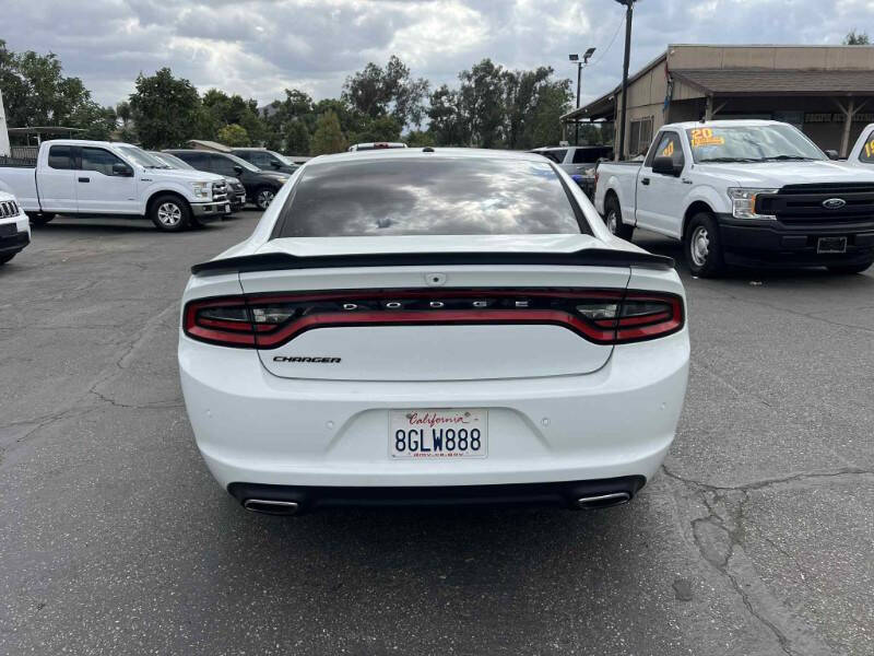 2018 Dodge Charger SXT