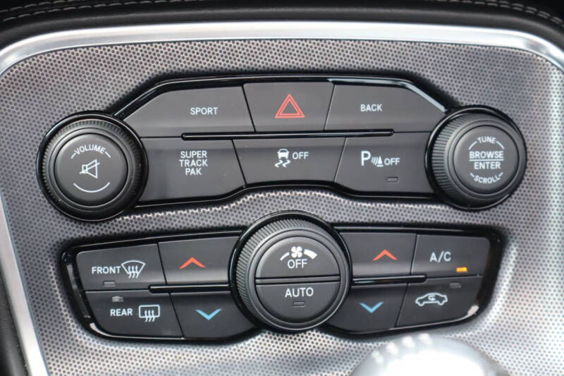 2015 Dodge Challenger