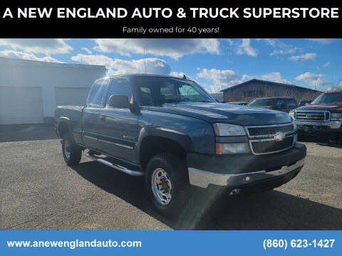 2006 Chevrolet Silverado 2500HD for sale at A NEW ENGLAND AUTO & TRUCK SUPERSTORE in East Windsor CT