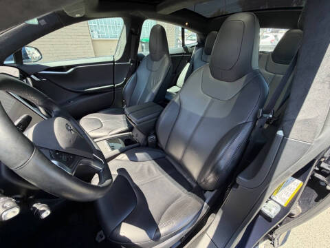 2015 Tesla Model S 85D