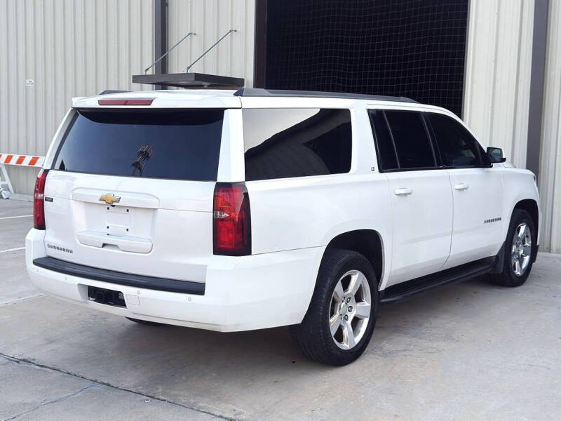 2016 Chevrolet Suburban LT