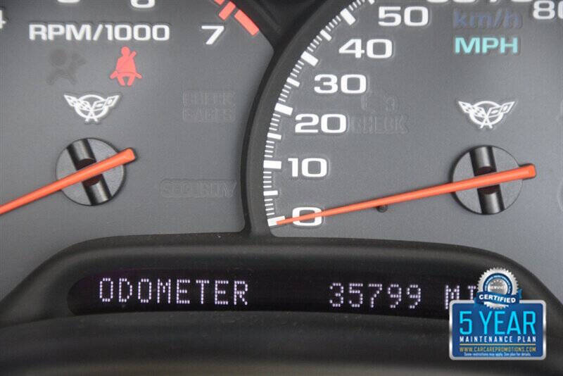 2004 Chevrolet Corvette
