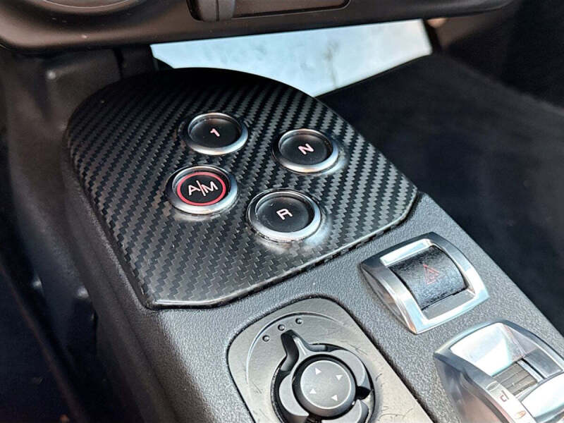 2015 Alfa Romeo 4C Launch Edition