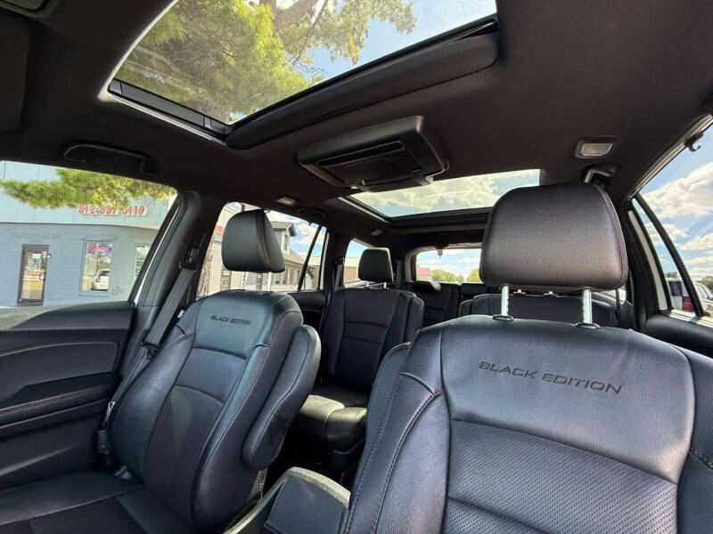 2022 Honda Pilot Black Edition