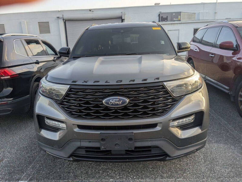 2022 Ford Explorer ST-Line