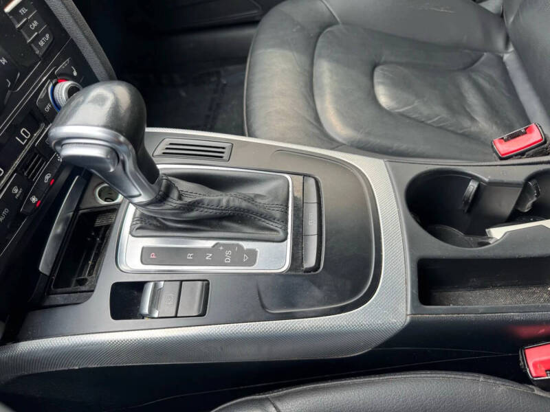 2015 Audi A4 2.0T quattro Premium