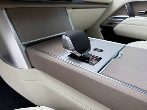 2026 Land Rover Range Rover P400 SE