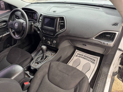 2019 Jeep Cherokee Latitude