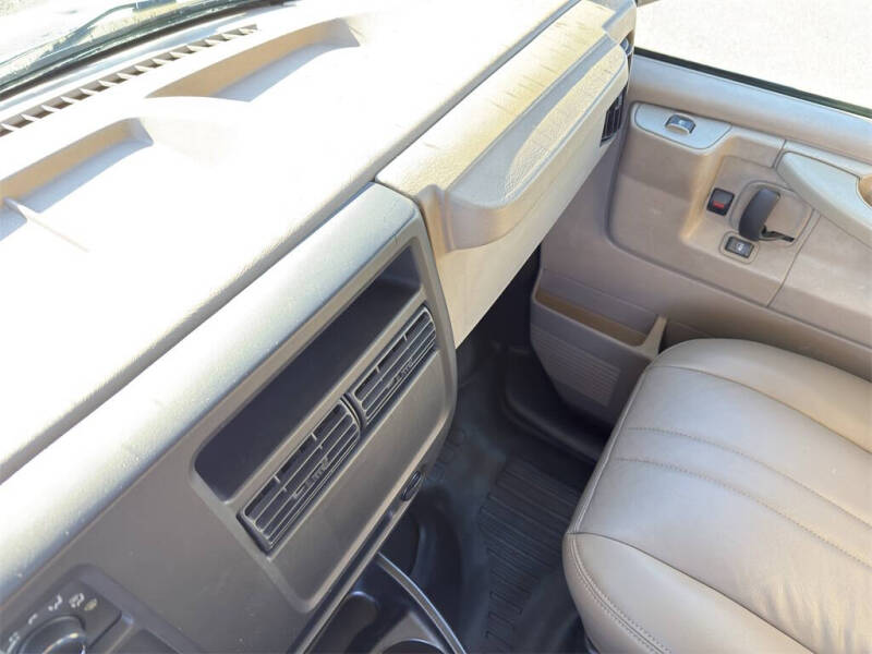 2005 Chevrolet Express 3500