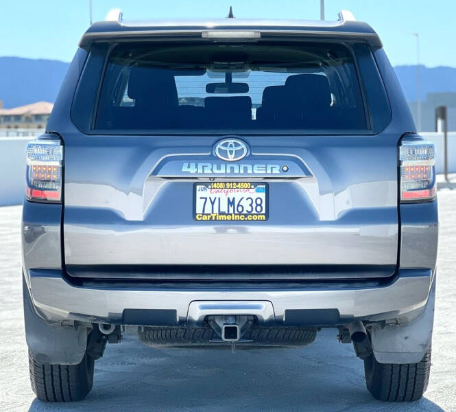 2017 Toyota 4Runner SR5