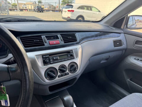 2004 Mitsubishi Lancer ES