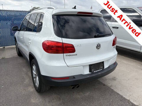 2017 Volkswagen Tiguan 2.0T Wolfsburg Edition