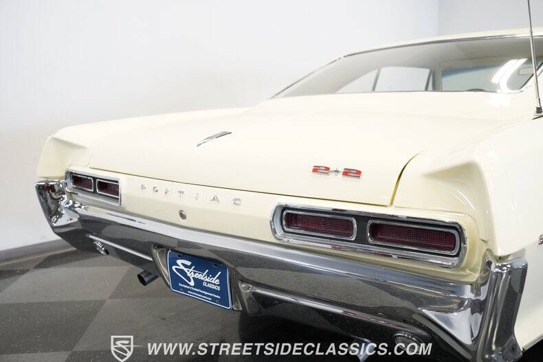 1966 Pontiac 2+2