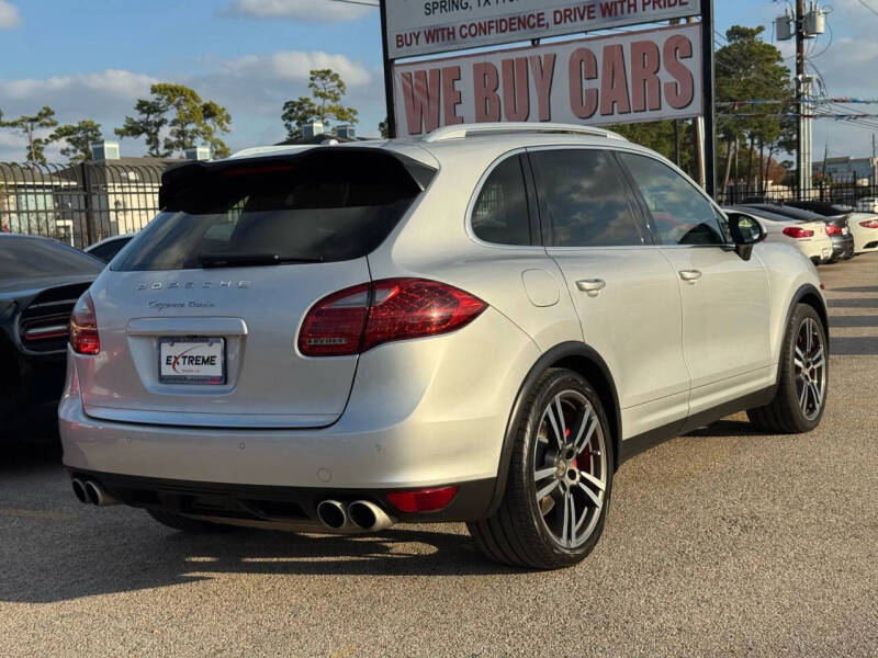 2012 Porsche Cayenne Turbo
