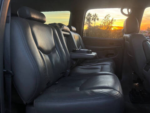 2004 Chevrolet Suburban 2500 LS